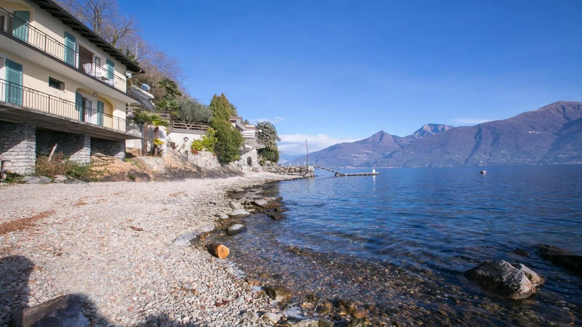 Villa Al Lago San Siro